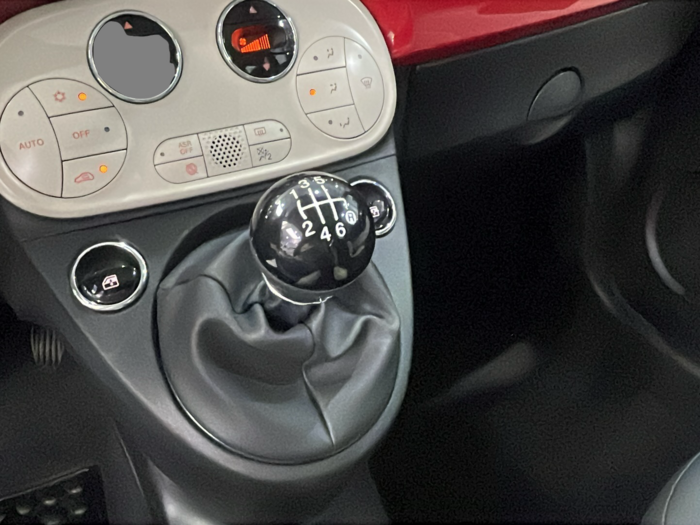 Fiat 500 1.0 Hybrid Dolcevita 51 kW (70 CV) 13 Fiat 500 1.0 Hybrid Dolcevita 51 kW (70 CV) 13