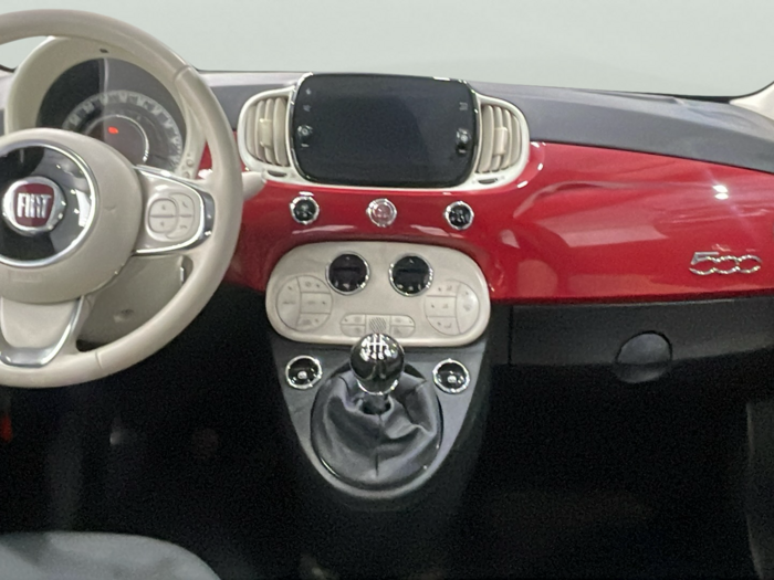 Fiat 500 1.0 Hybrid Dolcevita 51 kW (70 CV) 8 Fiat 500 1.0 Hybrid Dolcevita 51 kW (70 CV) 8