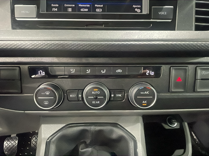 Volkswagen Caravelle Origin Batalla Corta 2.0 TDI BMT 81 kW (110 CV) 15 Volkswagen Caravelle Origin Batalla Corta 2.0 TDI BMT 81 kW (110 CV) 15