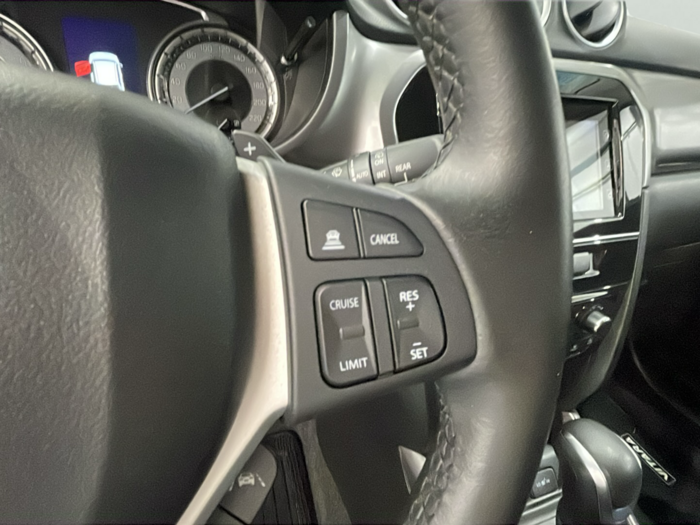 Suzuki Vitara 1.5 Hybrid GLE Strong 4WD Auto 85 kW (116 CV) Vehículo usado en Lleida Suzuki Vitara 1.5 Hybrid GLE Strong 4WD Auto 85 kW (116 CV) Vehículo usado en Lleida