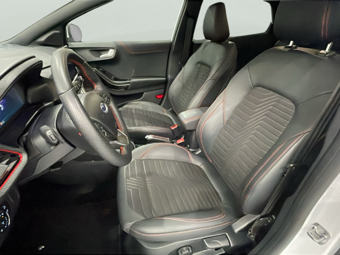 Ford Puma 1.0 EcoBoost MHEV ST-Line X Auto 92 kW (125 CV) 10 Ford Puma 1.0 EcoBoost MHEV ST-Line X Auto 92 kW (125 CV) 10