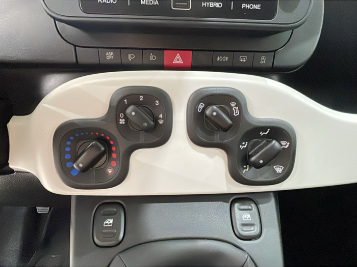 Fiat Panda 1.0 Hybrid 51 kW (70 CV) 14 Fiat Panda 1.0 Hybrid 51 kW (70 CV) 14