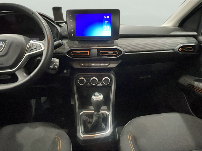 Dacia Sandero Stepway Comfort ECO-G 74 kW (100 CV) 8 Dacia Sandero Stepway Comfort ECO-G 74 kW (100 CV) 8