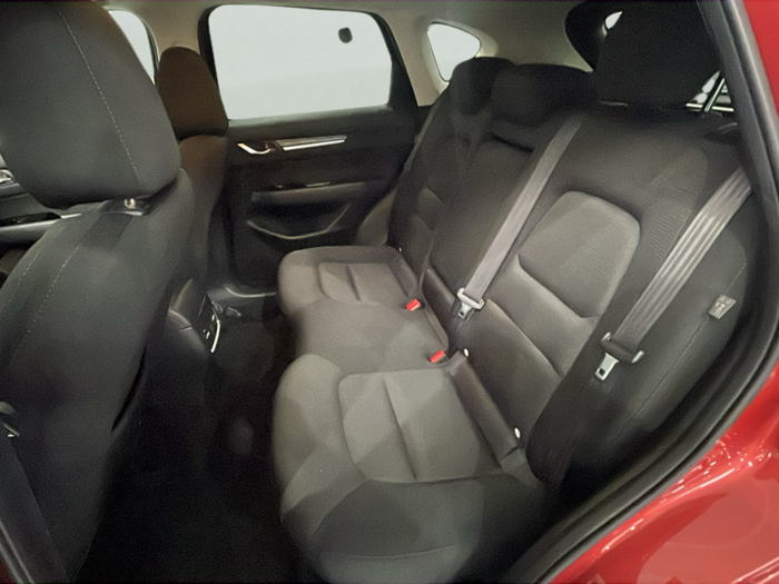 Mazda CX-5 2.0 G Zenith 2WD 121 kW (165 CV) 9 Mazda CX-5 2.0 G Zenith 2WD 121 kW (165 CV) 9