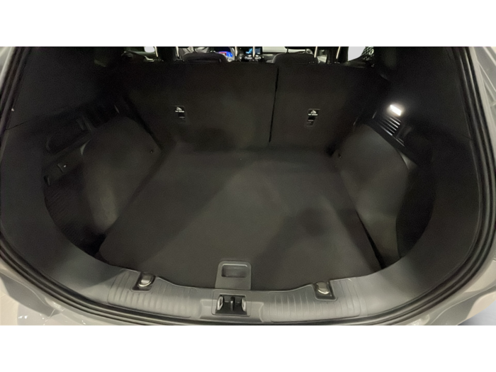 Ford Kuga 2.5 Duratec PHEV ST-Line X Auto 165 kW (225 CV) 21 Ford Kuga 2.5 Duratec PHEV ST-Line X Auto 165 kW (225 CV) 21