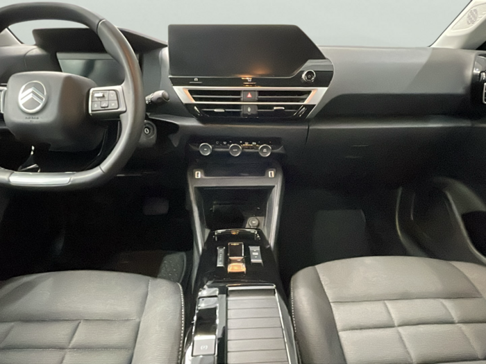 Citroen C4 PureTech 130 S&S Plus EAT8 96 kW (131 CV) 8 Citroen C4 PureTech 130 S&S Plus EAT8 96 kW (131 CV) 8