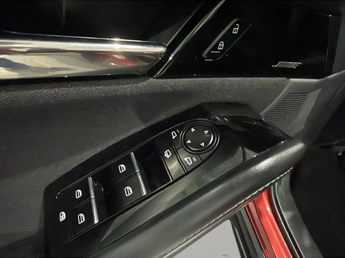 Mazda CX-30 2.0 Skyactiv-G Zenith 2WD AT 90 kW (122 CV) Vehículo usado en Lleida Mazda CX-30 2.0 Skyactiv-G Zenith 2WD AT 90 kW (122 CV) Vehículo usado en Lleida