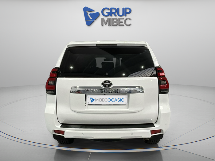 Toyota Land Cruiser D-4D Limited Auto 130 kW (177 CV) Vehículo usado en Lleida Toyota Land Cruiser D-4D Limited Auto 130 kW (177 CV) Vehículo usado en Lleida