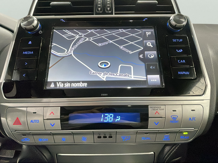 Toyota Land Cruiser D-4D Limited Auto 130 kW (177 CV) Vehículo usado en Lleida Toyota Land Cruiser D-4D Limited Auto 130 kW (177 CV) Vehículo usado en Lleida