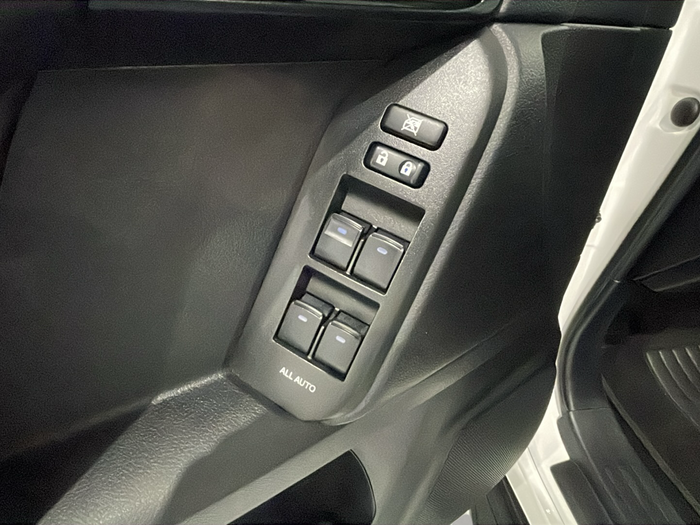 Toyota Land Cruiser D-4D Limited Auto 130 kW (177 CV) Vehículo usado en Lleida Toyota Land Cruiser D-4D Limited Auto 130 kW (177 CV) Vehículo usado en Lleida