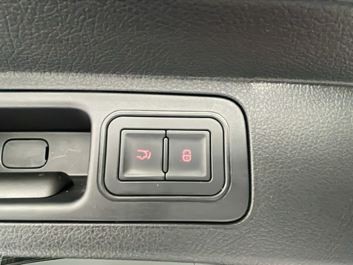 BYD Seal U DM-i Comfort 160 kW (218 CV) 19 BYD Seal U DM-i Comfort 160 kW (218 CV) 19