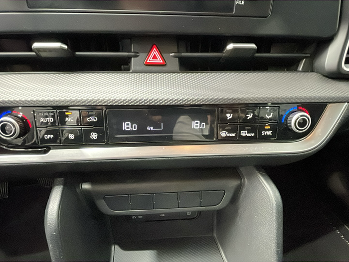 Kia Sportage 1.6 T-GDi Concept 4X2 110 kW (150 CV) 15 Kia Sportage 1.6 T-GDi Concept 4X2 110 kW (150 CV) 15