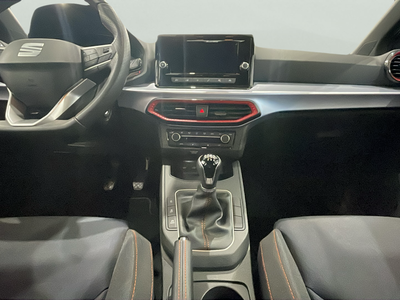 SEAT Ibiza 1.0 TSI S&S FR XS 85 kW (115 CV) 8 SEAT Ibiza 1.0 TSI S&S FR XS 85 kW (115 CV) 8