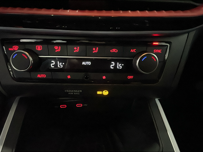 SEAT Arona 1.0 TSI FR XM DSG 85 kW (115 CV) Vehículo usado en Lleida SEAT Arona 1.0 TSI FR XM DSG 85 kW (115 CV) Vehículo usado en Lleida