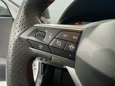 SEAT Arona 1.0 TSI FR XM DSG 85 kW (115 CV) 14 SEAT Arona 1.0 TSI FR XM DSG 85 kW (115 CV) 14