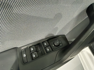 SEAT León 1.0 TSI S&S Style 25 Aniversario 81 kW (110 CV) 12 SEAT León 1.0 TSI S&S Style 25 Aniversario 81 kW (110 CV) 12