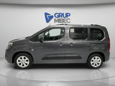Opel Combo Life 1.5 TD S&S Selective L 96 kW (131 CV) 3 Opel Combo Life 1.5 TD S&S Selective L 96 kW (131 CV) 3