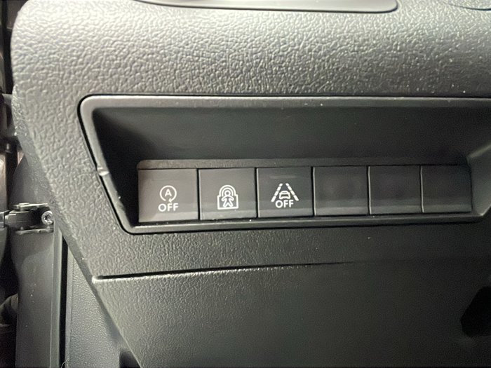 Opel Combo Life 1.5 TD S&S Selective L 96 kW (131 CV) Vehículo usado en Lleida Opel Combo Life 1.5 TD S&S Selective L 96 kW (131 CV) Vehículo usado en Lleida