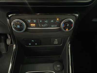 Ford EcoSport 1.0T EcoBoost S&S Active 92 kW (125 CV) 9 Ford EcoSport 1.0T EcoBoost S&S Active 92 kW (125 CV) 9