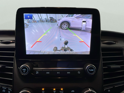 Ford Transit Custom Kombi 2.0 TDCI MHEV 340 L2 Trend 96 kW (130 CV) 17 Ford Transit Custom Kombi 2.0 TDCI MHEV 340 L2 Trend 96 kW (130 CV) 17