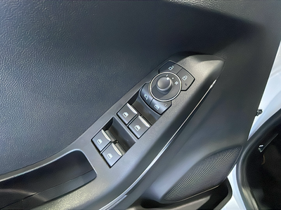 Ford Puma 1.0 EcoBoost MHEV ST-Line 92 kW (125 CV) 12 Ford Puma 1.0 EcoBoost MHEV ST-Line 92 kW (125 CV) 12