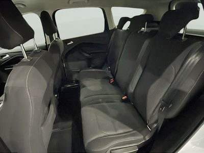 Ford Kuga 1.5 TDCI S&S Trend 4x2 88 kW (120 CV) 9 Ford Kuga 1.5 TDCI S&S Trend 4x2 88 kW (120 CV) 9