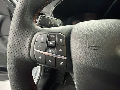 Ford Kuga 2.5 Duratec PHEV ST-Line X Auto 178 kW (243 CV) 14 Ford Kuga 2.5 Duratec PHEV ST-Line X Auto 178 kW (243 CV) 14