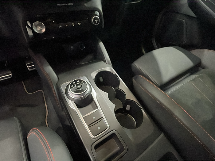 Ford Kuga 2.5 Duratec PHEV ST-Line X Auto 178 kW (243 CV) Vehículo usado en Lleida Ford Kuga 2.5 Duratec PHEV ST-Line X Auto 178 kW (243 CV) Vehículo usado en Lleida