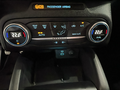 Ford Focus 1.0 Ecoboost MHEV ST-Line 92 kW (125 CV) 16 Ford Focus 1.0 Ecoboost MHEV ST-Line 92 kW (125 CV) 16