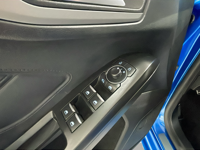 Ford Focus 1.0 Ecoboost MHEV ST-Line 92 kW (125 CV) 12 Ford Focus 1.0 Ecoboost MHEV ST-Line 92 kW (125 CV) 12