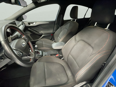 Ford Focus 1.0 Ecoboost MHEV ST-Line 92 kW (125 CV) 10 Ford Focus 1.0 Ecoboost MHEV ST-Line 92 kW (125 CV) 10