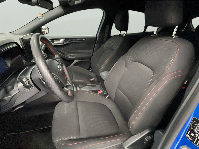 Ford Focus 1.0 Ecoboost MHEV ST-Line X Auto 114 kW (155 CV) 10 Ford Focus 1.0 Ecoboost MHEV ST-Line X Auto 114 kW (155 CV) 10