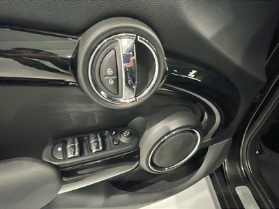 MINI MINI 5 Puertas Cooper 100 kW (136 CV) 12 MINI MINI 5 Puertas Cooper 100 kW (136 CV) 12