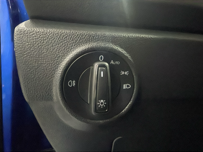 Volkswagen T-Roc Life 1.5 TSI 110 kW (150 CV) DSG 13 Volkswagen T-Roc Life 1.5 TSI 110 kW (150 CV) DSG 13