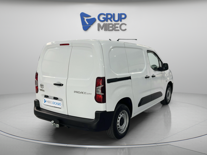 Toyota Proace City 1.5D GX Media 650kg 75 kW (102 CV) Vehículo usado en Lleida Toyota Proace City 1.5D GX Media 650kg 75 kW (102 CV) Vehículo usado en Lleida
