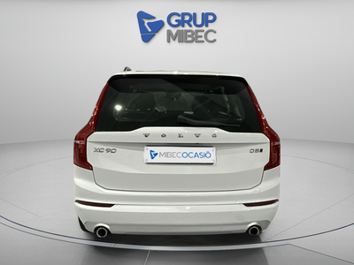 Volvo XC90 D5 Momentum B AWD Auto 173 kW (235 CV) 5 Volvo XC90 D5 Momentum B AWD Auto 173 kW (235 CV) 5