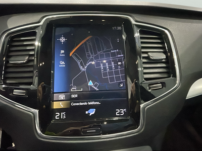 Volvo XC90 D5 Momentum B AWD Auto 173 kW (235 CV) 16 Volvo XC90 D5 Momentum B AWD Auto 173 kW (235 CV) 16