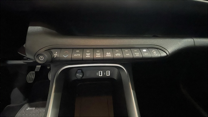 Jeep Avenger 1.2 G Altitude 74 kW (100 CV) Vehículo usado en Lleida Jeep Avenger 1.2 G Altitude 74 kW (100 CV) Vehículo usado en Lleida