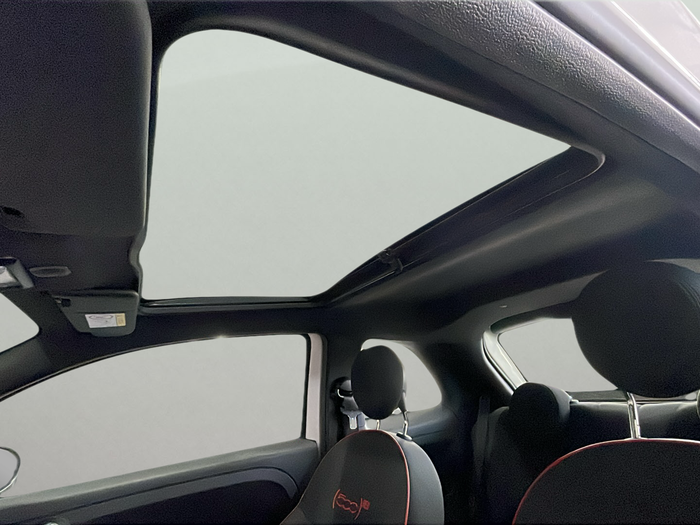 Fiat 500 Red 1.0 Hybrid 51 kW (70 CV) Vehículo usado en Lleida Fiat 500 Red 1.0 Hybrid 51 kW (70 CV) Vehículo usado en Lleida