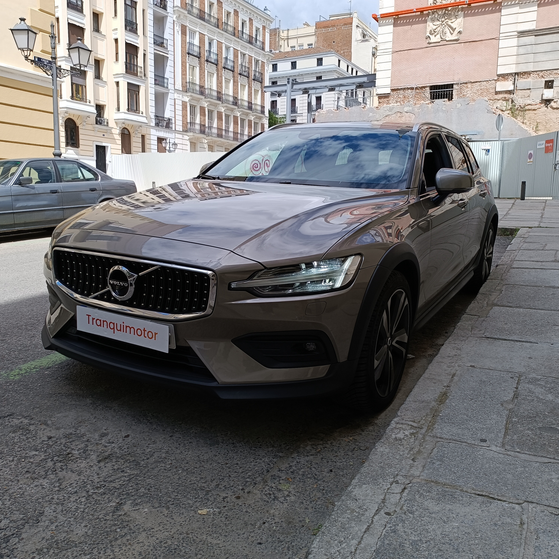 Volvo V60 Cross Country D4 Cross Country AWD Auto 140 kW (190 CV) Vehículo usado en Madrid