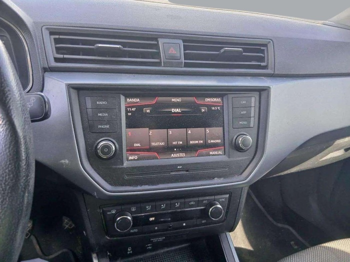 SEAT Arona 1.0 TSI Ecomotive S&S Style 70 kW (95 CV) Vehículo usado en Sevilla SEAT Arona 1.0 TSI Ecomotive S&S Style 70 kW (95 CV) Vehículo usado en Sevilla