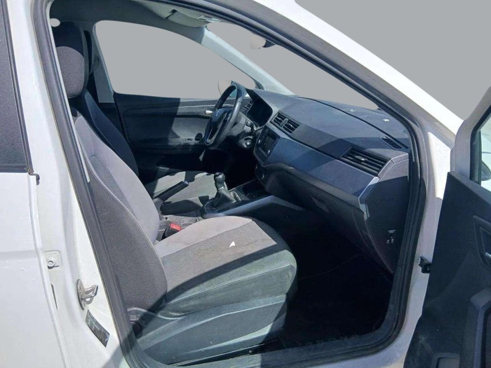 SEAT Arona 1.0 TSI Ecomotive S&S Style 70 kW (95 CV) Vehículo usado en Sevilla SEAT Arona 1.0 TSI Ecomotive S&S Style 70 kW (95 CV) Vehículo usado en Sevilla