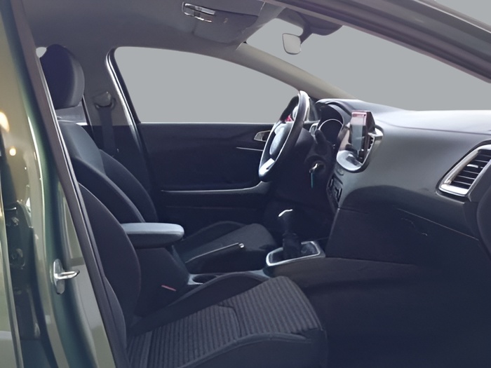 Kia Ceed 1.6 MHEV iMT Drive 100 kW (136 CV) KM0 en Sevilla Kia Ceed 1.6 MHEV iMT Drive 100 kW (136 CV) KM0 en Sevilla