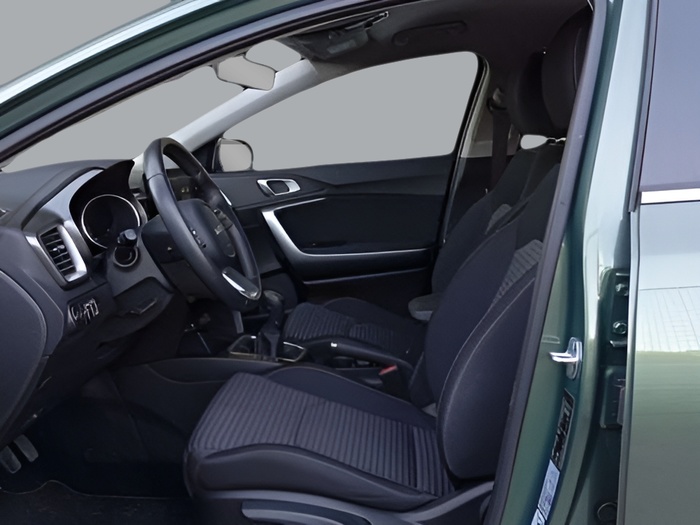 Kia Ceed 1.6 MHEV iMT Drive 100 kW (136 CV) KM0 en Sevilla Kia Ceed 1.6 MHEV iMT Drive 100 kW (136 CV) KM0 en Sevilla