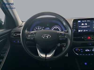 Hyundai i30 1.5 DPI Klass SLX 81 kW (110 CV) 14 Hyundai i30 1.5 DPI Klass SLX 81 kW (110 CV) 14