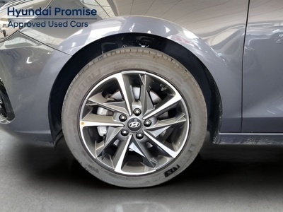 Hyundai i30 1.5 DPI Klass SLX 81 kW (110 CV) 15 Hyundai i30 1.5 DPI Klass SLX 81 kW (110 CV) 15