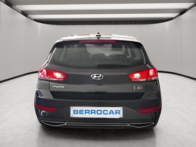 Hyundai i30 1.5 DPI Klass SLX 81 kW (110 CV) 2 Hyundai i30 1.5 DPI Klass SLX 81 kW (110 CV) 2