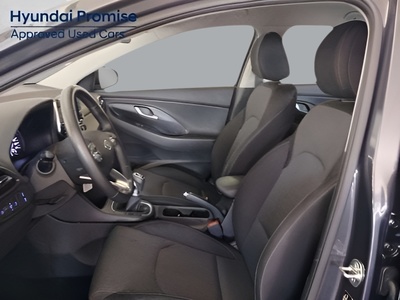 Hyundai i30 1.5 DPI Klass SLX 81 kW (110 CV) 13 Hyundai i30 1.5 DPI Klass SLX 81 kW (110 CV) 13