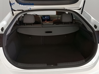 Hyundai Ioniq EV Tecno 100 kW (136 CV) 7 Hyundai Ioniq EV Tecno 100 kW (136 CV) 7