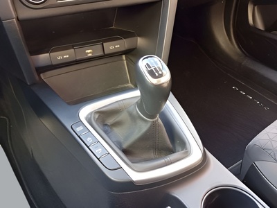 Kia XCeed 1.5 MHEV iMT Drive 118 kW (160 CV) 10 Kia XCeed 1.5 MHEV iMT Drive 118 kW (160 CV) 10